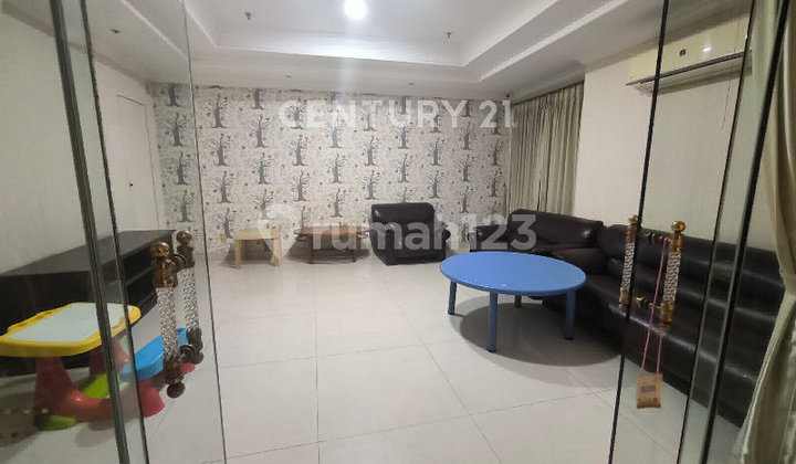 For Rent Apartment TOWER MARINA 3 BR Facing Mutiara Beach Pluit 2