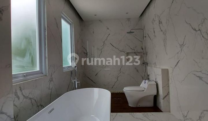 Rumah Baru di Pondok Indah 2