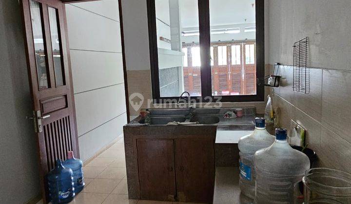 Rumah Siap Huni Di Jl. Gaharu Cilandak Butuh Minim Renovasi 2