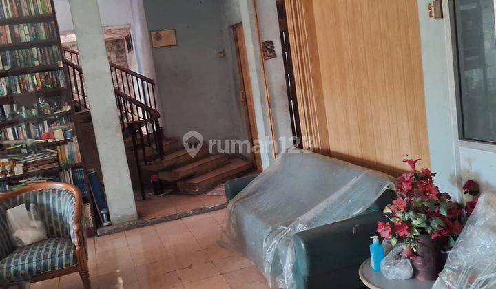 Rumah Lama Dalam Komplek Area Tebet Dekat Kokas 2