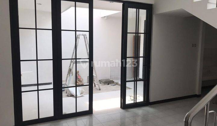 Dijual Rumah Siap Huni Baru Renov Perumahan Pinus asri, Surabaya Barat 2