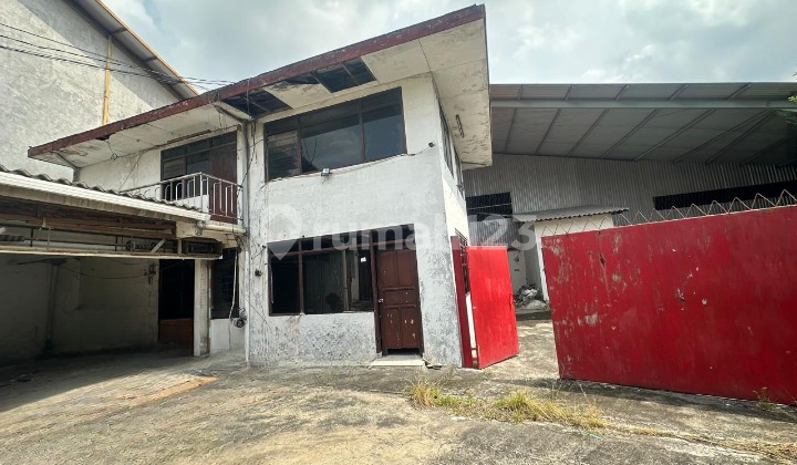 For Rent 2 Warehouse Units Total 1,900 m² At 0 Jalan Raya Mastrip, Container Access & Ready to Use