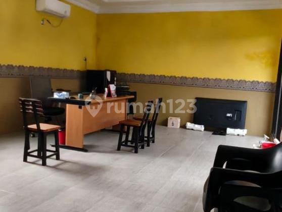 Premium Location in Central Surabaya! Ready-to-Use Commercial Building on Jl. Musi - Ideal for Your Business