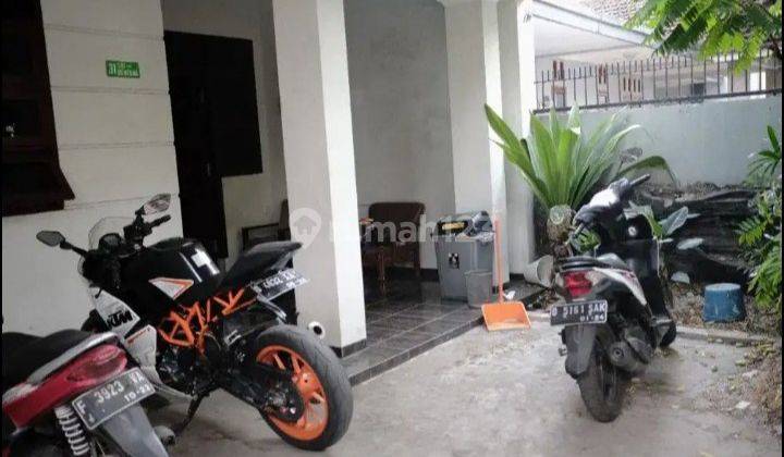 Rumah bagus terawat strategis di Sayap BKR 1