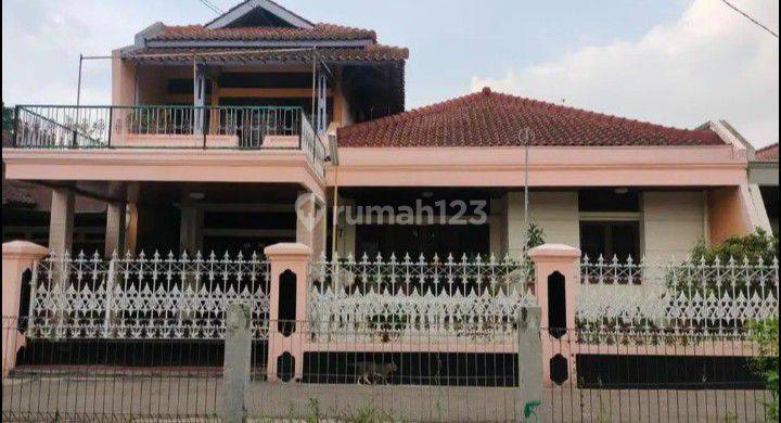 Rumah besar luas274 di Sayap logam margacinta trs buahbatu 1