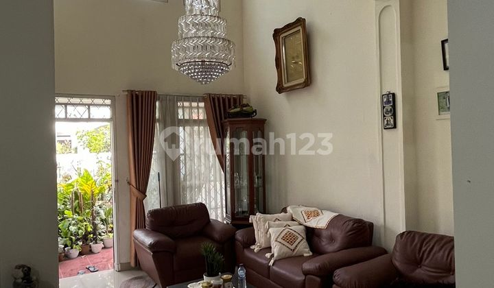 Rumah terawat luas165 di Komplek kawaluyaan 