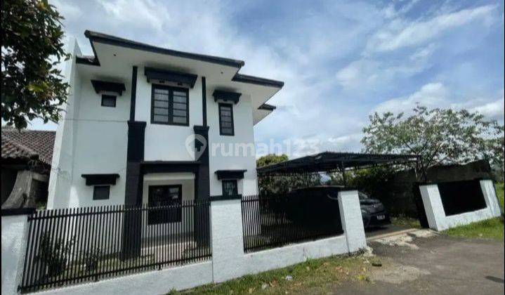 Rumah terawat luas326 di Propelat margahayu raya 1