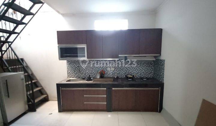 Rumah terawat luas135 di Komplek Gading regency soekarno hatta 2