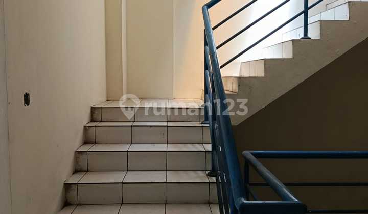 3-story Shophouse in Jakan Astana Anyar, Bojongloa Kaler 2