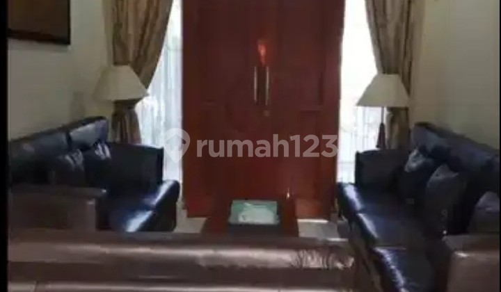 Rumah Luas 142 di Komplek Margahayu Raya