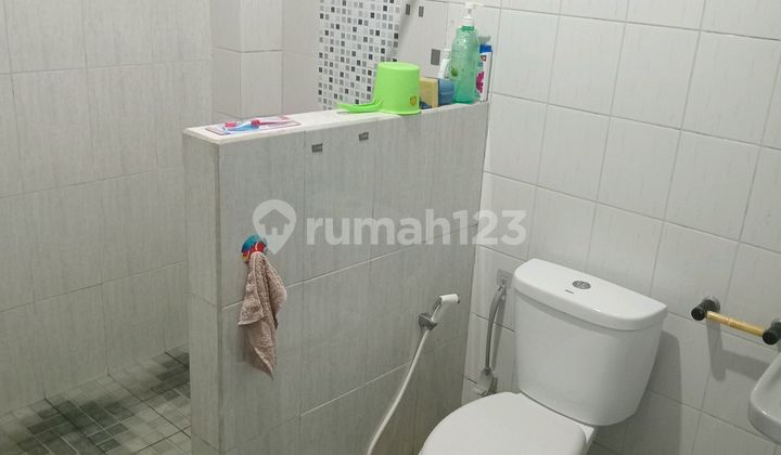 Nice, Strong, Spacious 200 House in Margahayu Raya 2