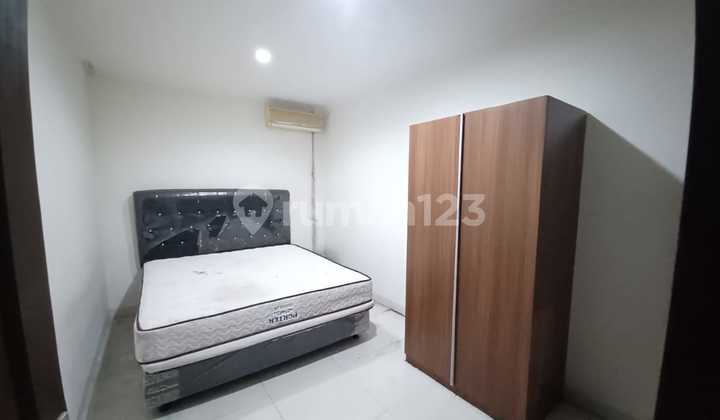 kamar tidur rumah luas135 di komplek gading