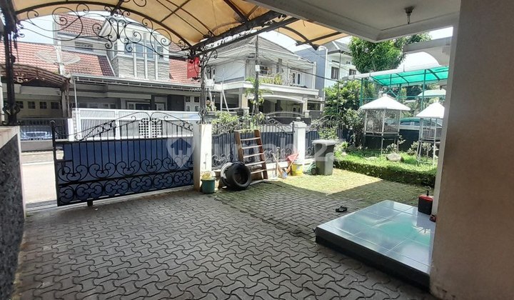 Beautiful Well-Maintained House, 162 sqm in Tanjungsari Antapani 2