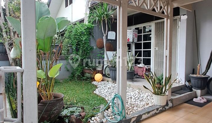 Well-Maintained 99-Square-Meter House in D'amerta Ciganitri Complex 2