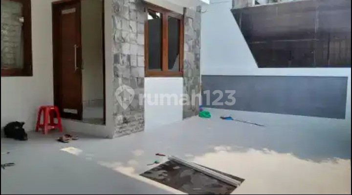 Rumah Terawat Luas150 Di Area Parakan Asri, Batununggal Rumah Terawat Luas150 Di Area Parakan Asri, Batununggal