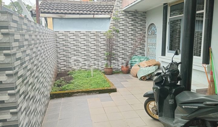 Rumah Bagus Kokoh Luas 200 Di Margahayu Raya