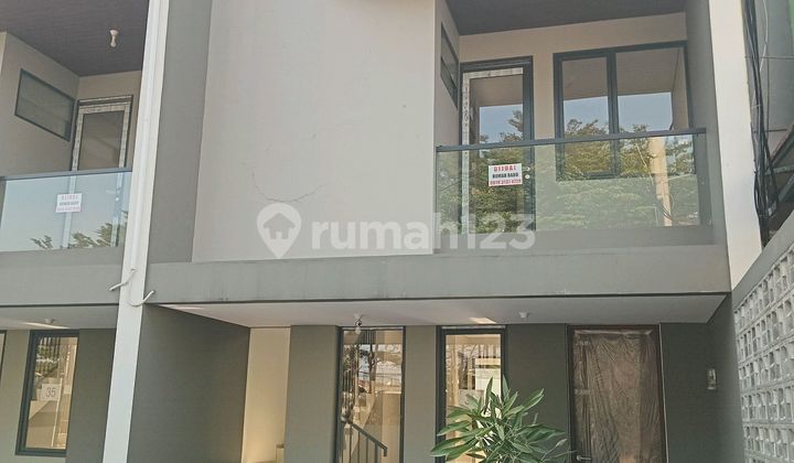 New Building in Derwati Mas Estate Ciwastra Cluster 2