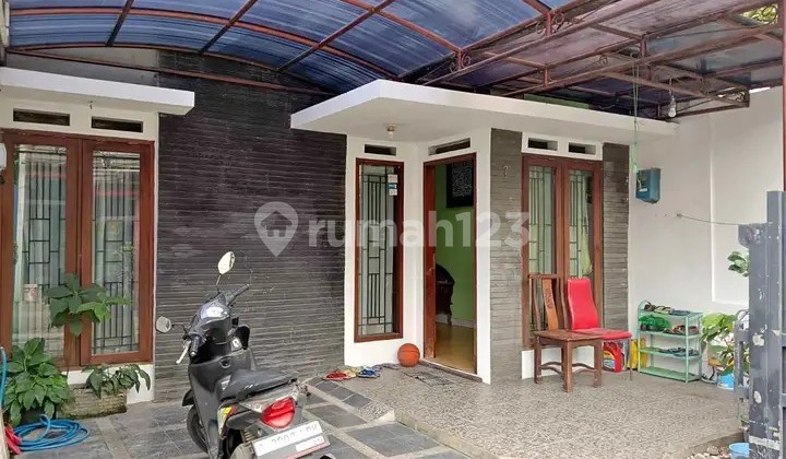 Rumah Terawat Luas 84 di Ciganitri Bojong Soang Rumah Terawat Luas 84 di Ciganitri Bojong Soang