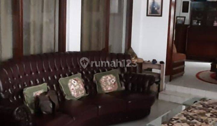 Dijual Rumah Siap Huni di Kebayoran Baru 1