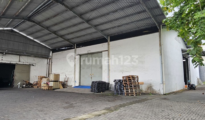 Dijual Gudang Raya Kenjeran Strategis Akses Kontainer Siap Pakai Strategis