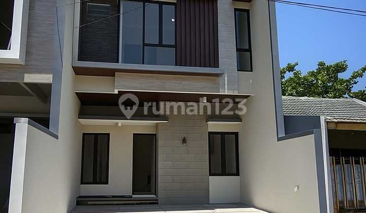Rumah Baru Wisma Mukti Klampis Anom Bawah 2 M Row Jalan Lebar