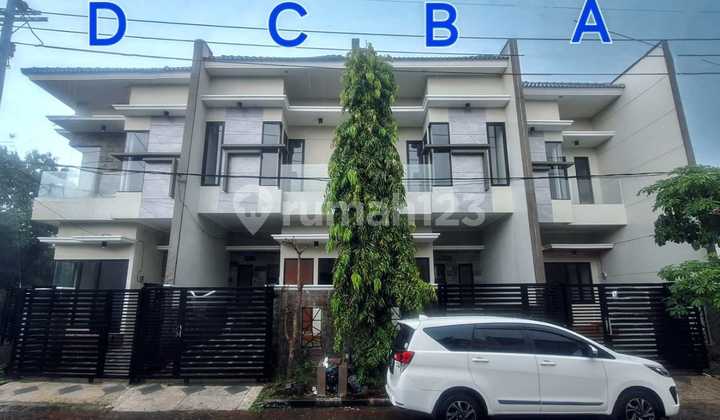 New Mulyosari Prima house for sale, many choices, prices around 1M. 2