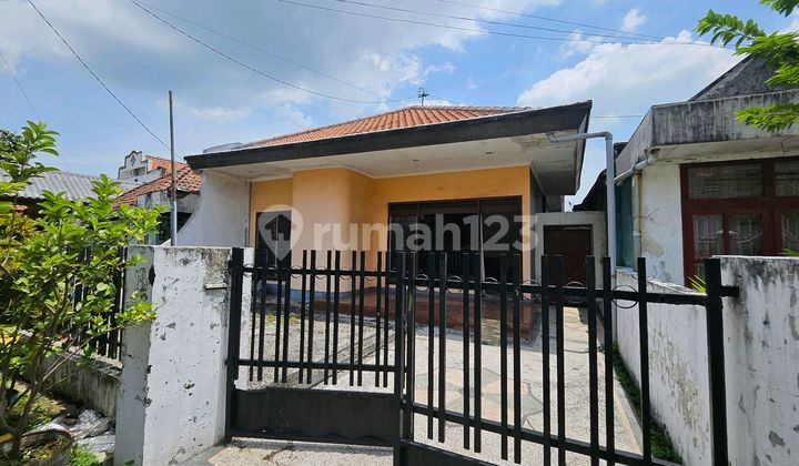 For Sale House in Kranggan City Center Near Mall BG Junction, Blauran Market, Tunjungan, Bubutan