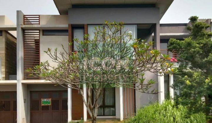 Rumah Modern Minimalis di Cluster Ritzone 1