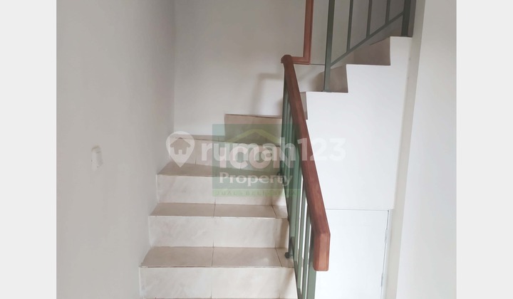 Di Sewakan Rumah Cantik Malibu Village Bsd - Lokasi Strategis dengan Desain Menarik!! 2