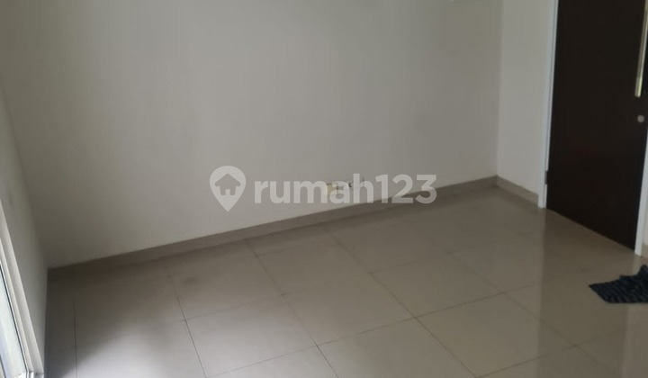 Good Unfurnished Rental House BSD The Savia, Tangerang Good Unfurnished Rental House BSD The Savia, Tangerang