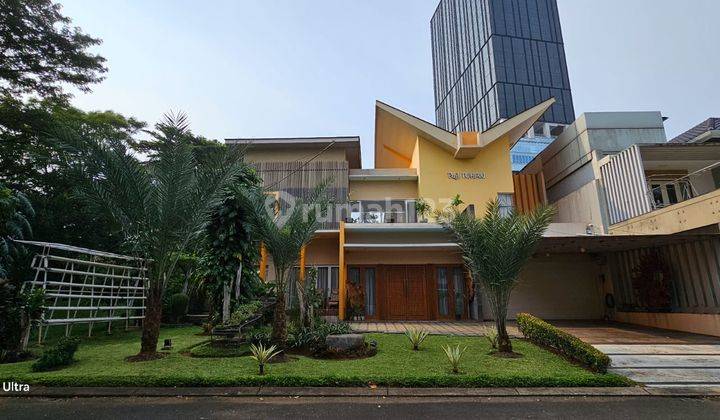 Rumah 2,5 Lantai Full Furnished Hoek di Cluster Aurora Siap Huni  1