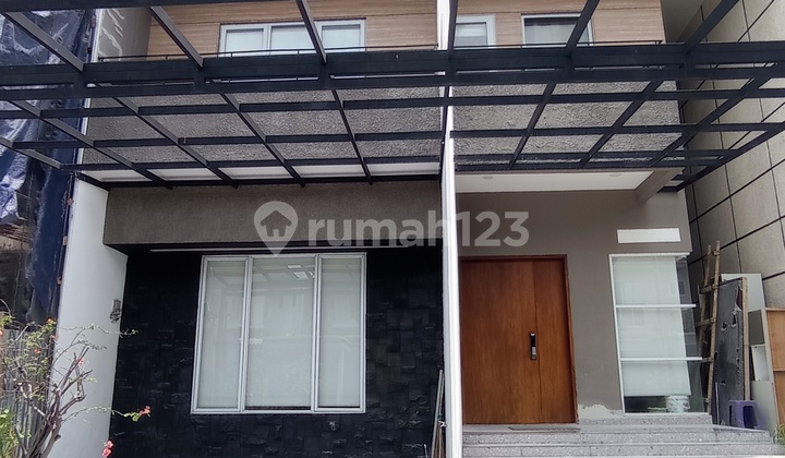 Rumah Mewah Siap Huni 3 Lt Semi Furnished di Sutera Onix Alsut 2