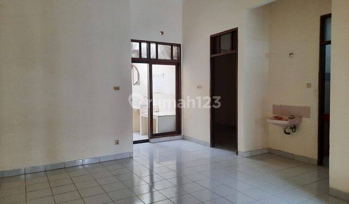 Dijual Cepat Rumah Apa Adanya 1,5 Lt di Cluster Sutera Flamboyan  1