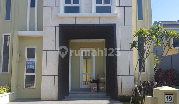 Rumah di Sutera Leora Alam Sutera Dekat Binus Mall Dan Pasar 8 , Tangerang
