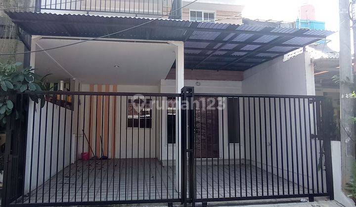 Rumah Minimalis Selesai Renov 2 Lantai di Regency Melati Mas Bsd 1