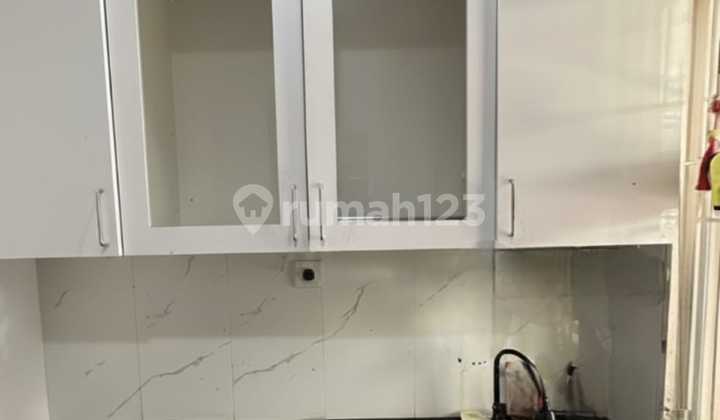 Semi-Furnished House with SHM, Malibu Village Gading Serpong - Ready to Occupy & Strategic 2