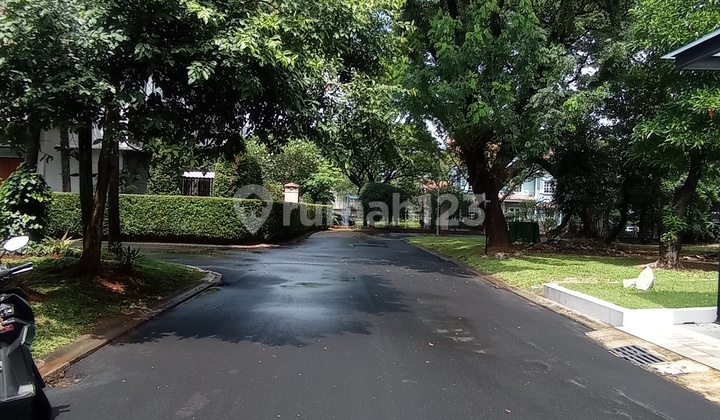 Rumah Modern Classic Posisi Hoek di Sutera Amaryllis - Alsut 2