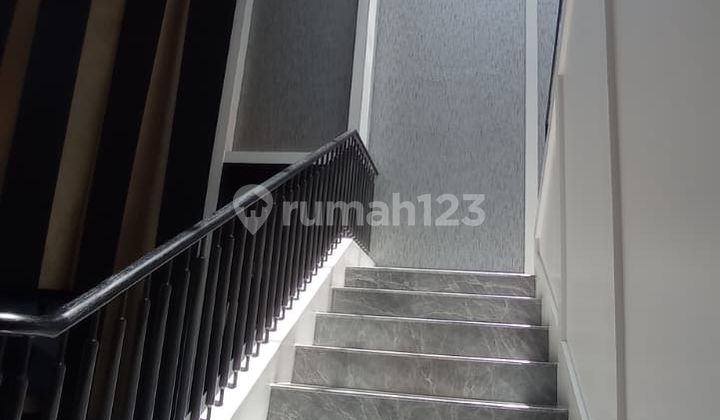2-Story Luxury Marble House @Alam Sutera, Arma Type + Cash or Mortgage 2