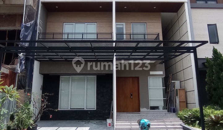 Rumah Mewah Siap Huni 3 Lt Semi Furnished di Sutera Onix Alsut