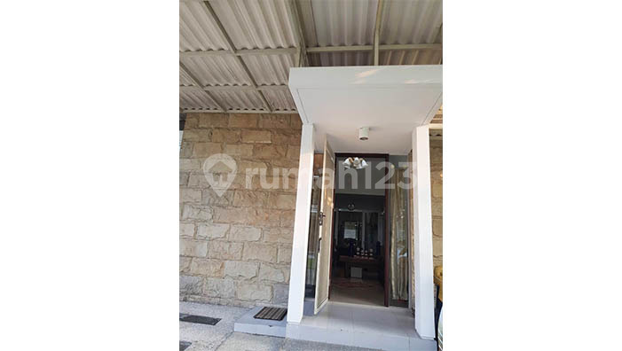 Rumah Greenlake citraland, sirkulasi udara bagus, siap huni, asri, surabaya 2