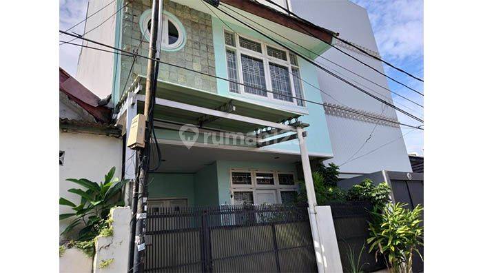 Rumah benhil, strategis, dekat ke sudirman jakarta pusat 2