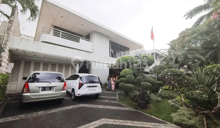 Pondok Indah house, main road, South Jakarta