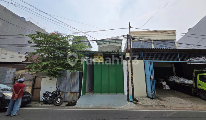 Dijual rumah Taman Sari, siap huni,  plafon tinggi, Jak Bar 2
