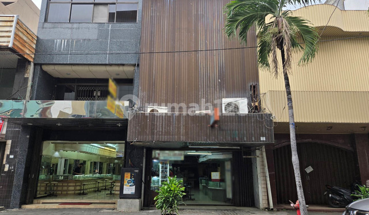 For Sale, New Market Shop, Shopping Street Central Jakarta For Sale, New Market Shop, Shopping Street Central Jakarta