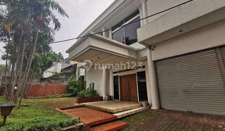 Rumah  kebayoran baru pinggir jalan raya jakarta selatan 1