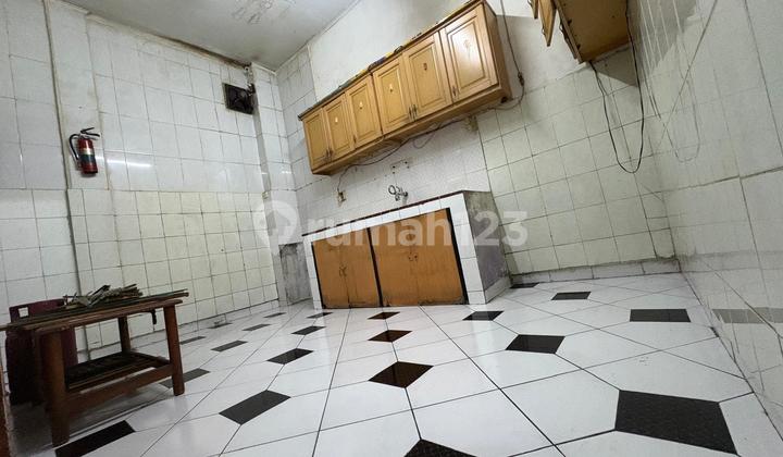 Rumah Jl Laksa Luas 60M2, Jembatan Lima, Jakarta Barat Daerah Strategis