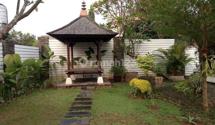 Townhouse Senayan Golf Residence 4 Kamar Tidur Siap Huni