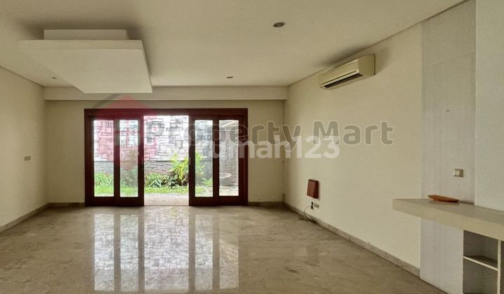 Fast Sale House In Pondok Indah Jakarta Selatan