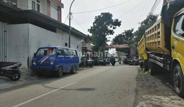 Disewakan Ruko Besar 3 lantai  di Gunung Batu - Pasteur 12