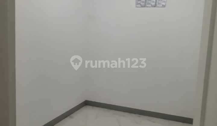 Disewakan Rumah Baru Renovasi Lokasi Di Sariwangi Bawah 5